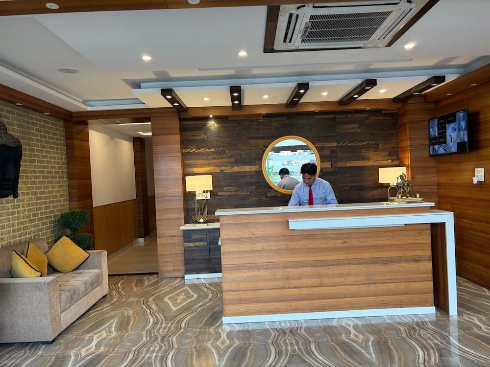 Hotel MJ Ghai Residency