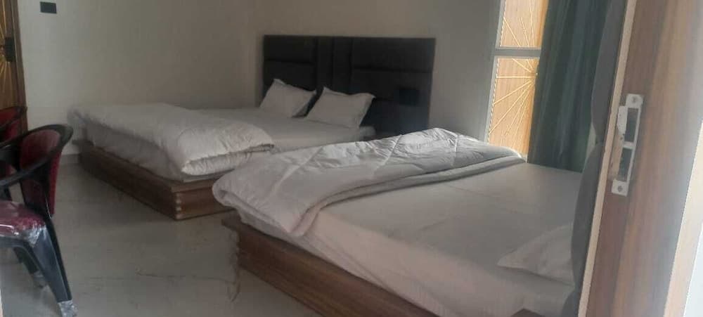 Hotel Riyansh