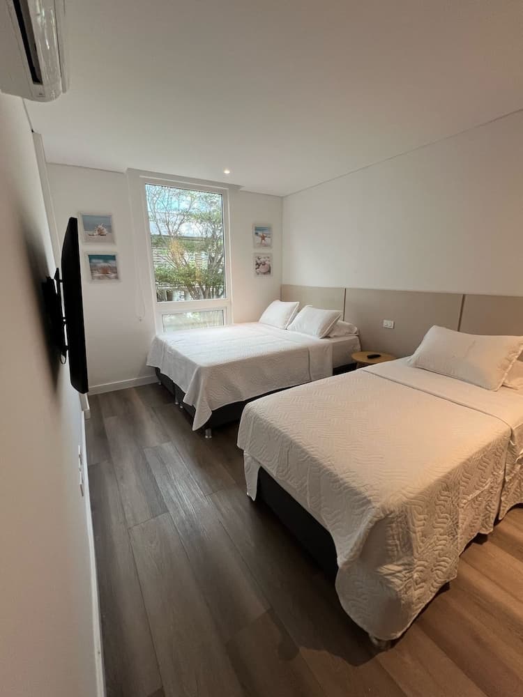 Bayside 201 Apartments