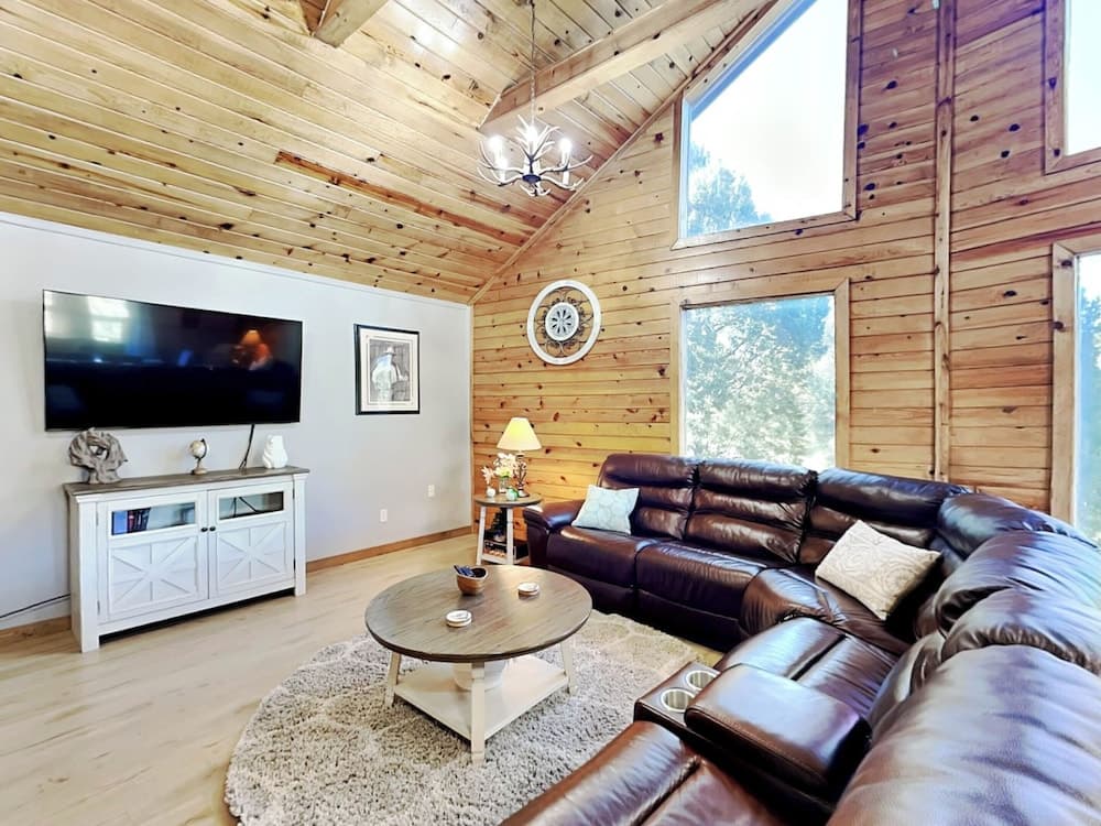 Moonlight Cabin