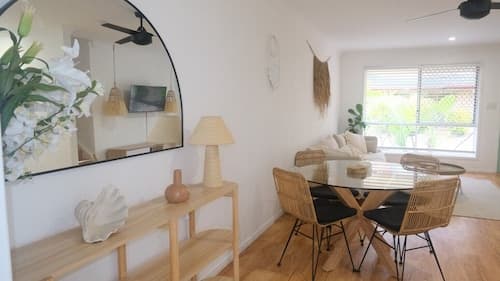 Coolangatta Surf & Stay 3 BR Townhouse