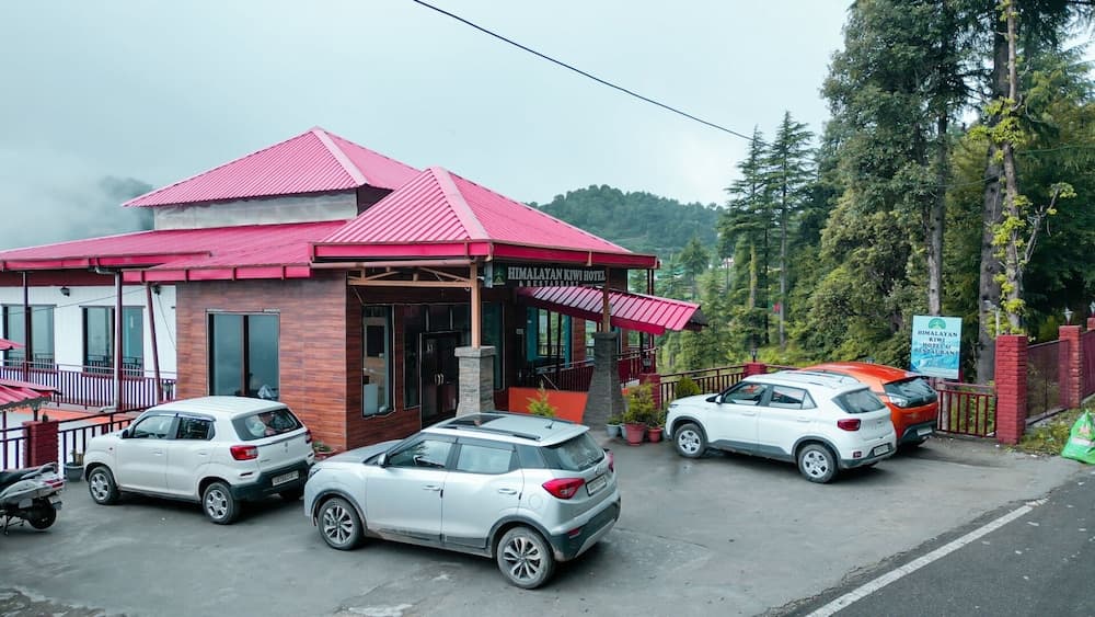 HIMALAYAN KIWI KANATAL RESORT