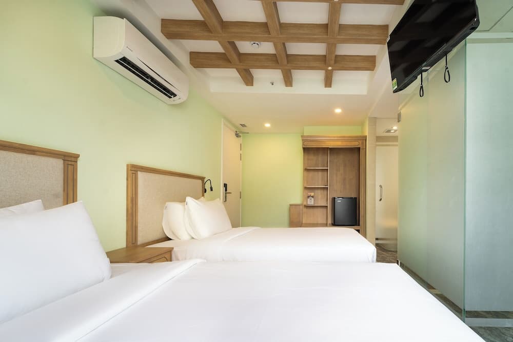 Nicecy Hotel - Truong Quyen