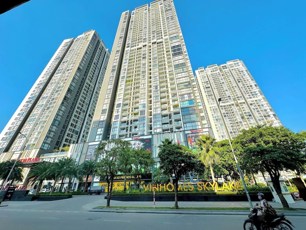 Evan Skylake Retreat