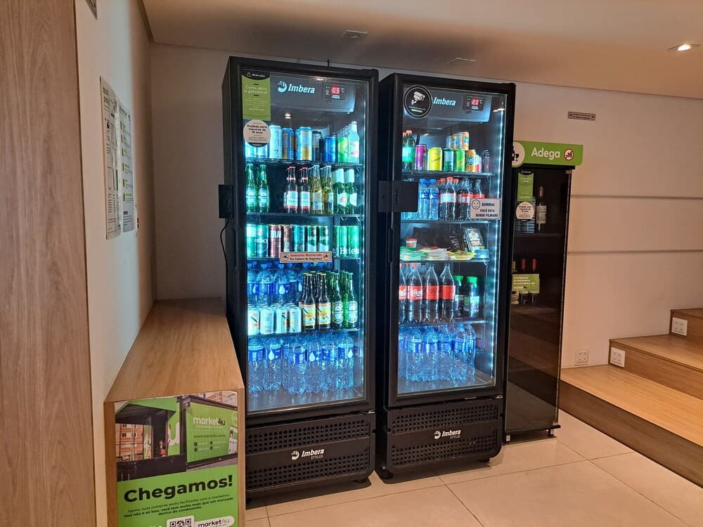 Otomatik satış makinesi