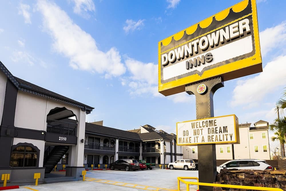 Downtowner Inns - Houston Downtown