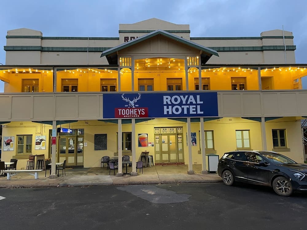 Royal Hotel