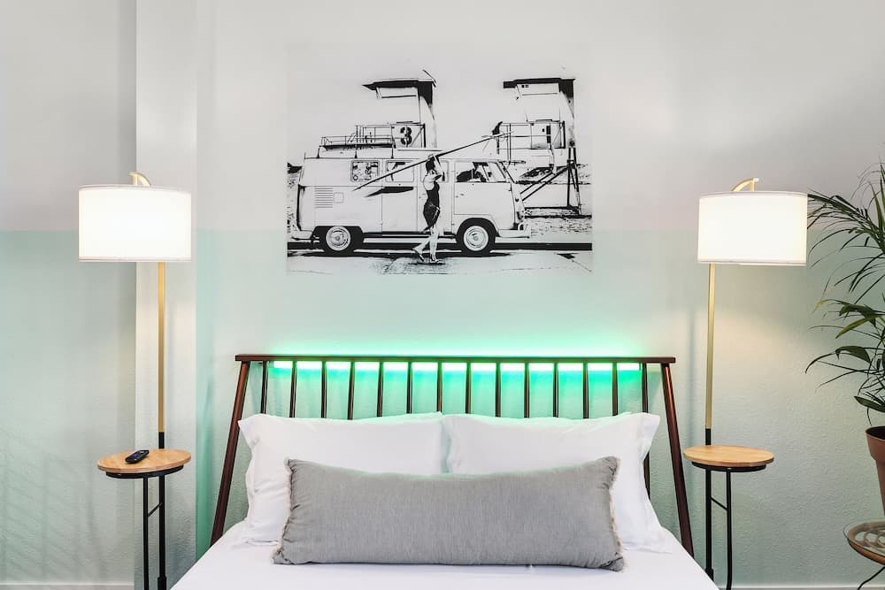 Mokuauia Studio suite.nui