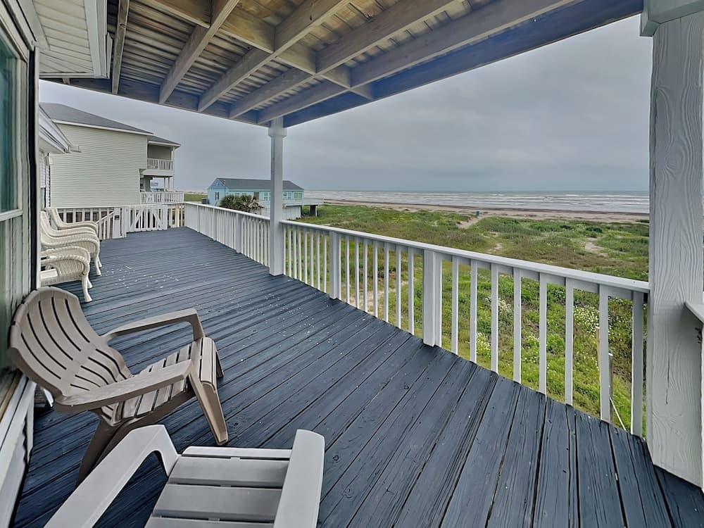 Whispering Sands Beachfront