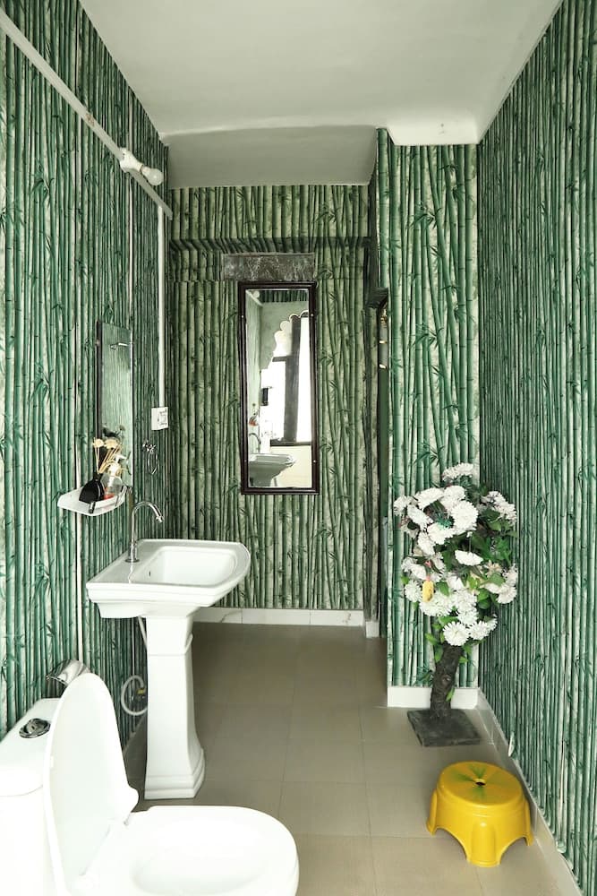 Island Tower Guest House