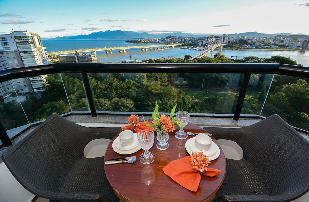 Flat com Vista para Ponte Hercílio Luz