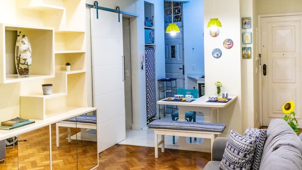 5min da Praia do Leblon - AP204