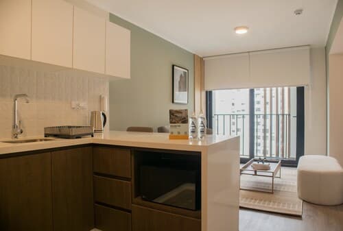 w Radiant 1BR w Private Balcony in Miraflores