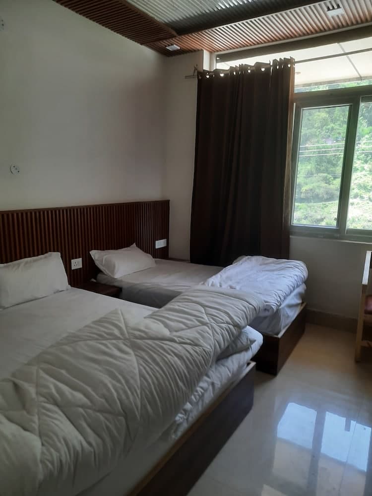 Hotel RRR