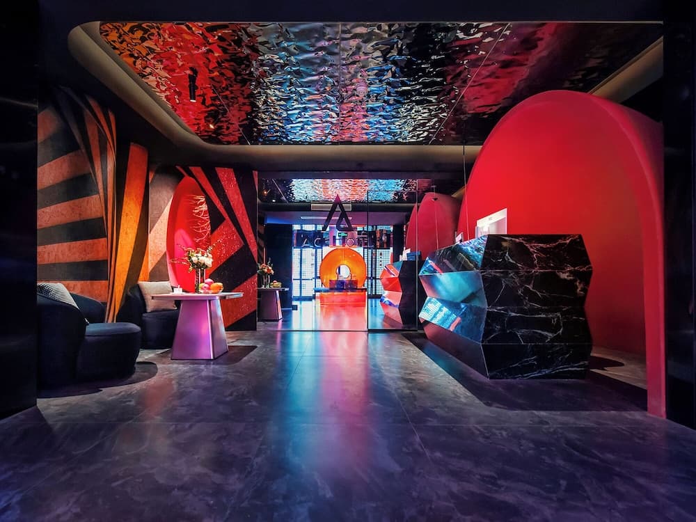 Enji M Hotel-Jiefangbei Hongyadong