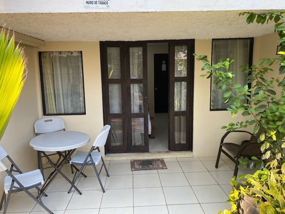 Konaklama yerinin ön cephesi