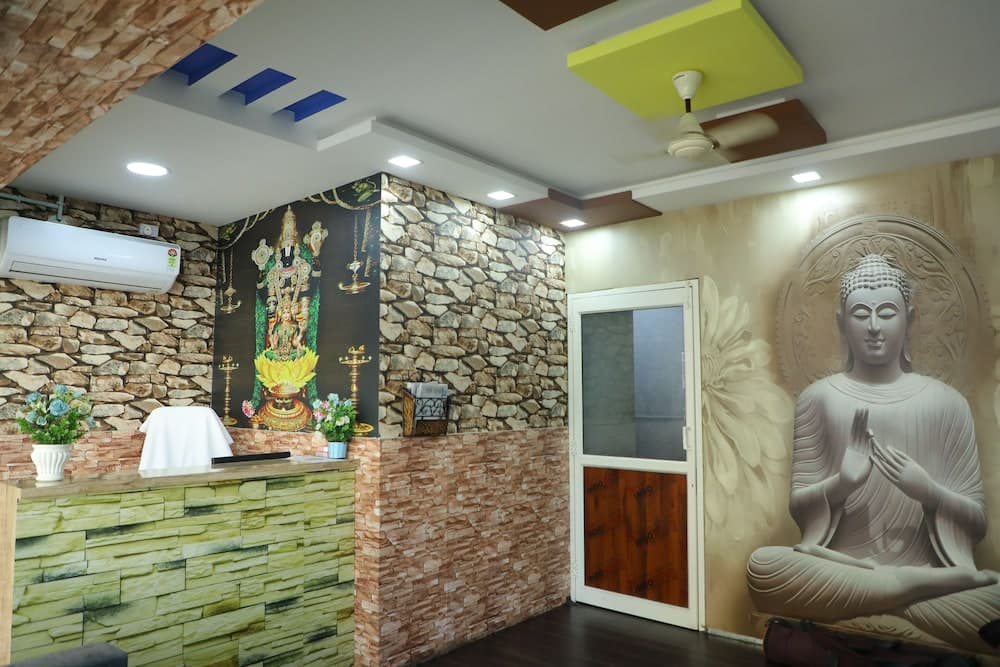 ATHIDHI HOTEL & SUITES
