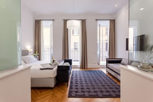 504 Corso Suites