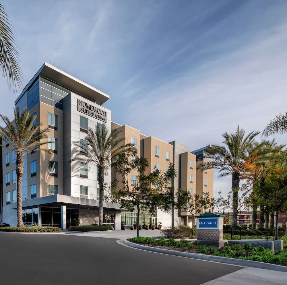 Homewood Suites by Hilton Anaheim Resort – Convention Center