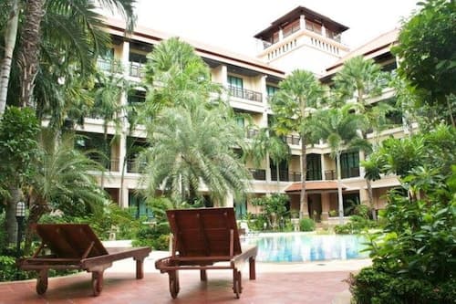 Lecasa Bangsaen Hotel
