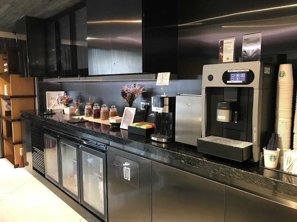 Lobi dinlenme salonu