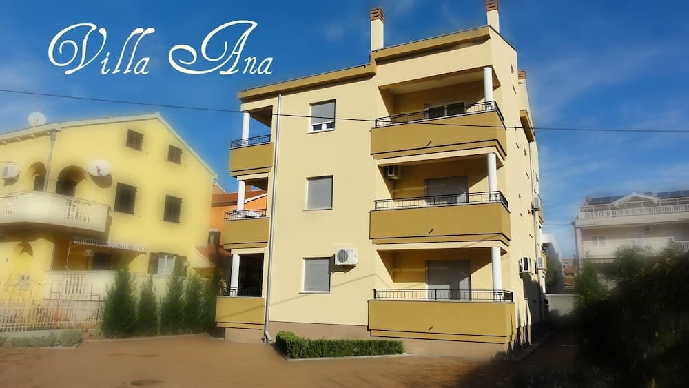 Villa Ana