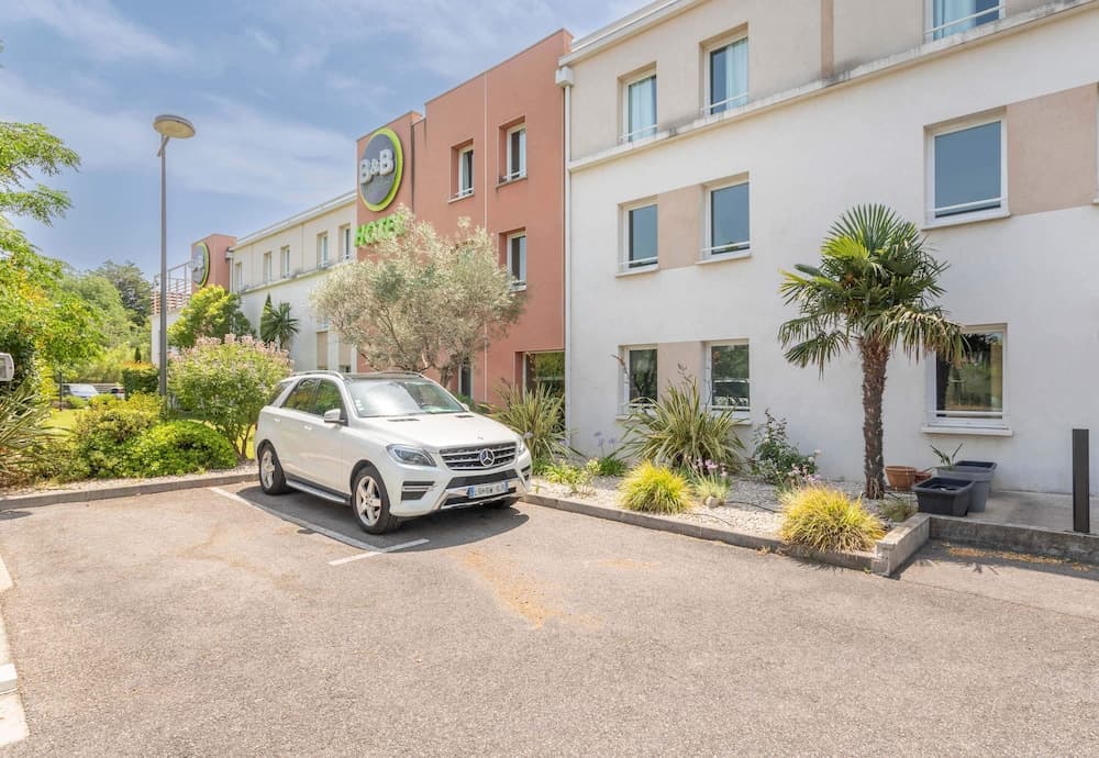 B&B HOTEL Marseille Aéroport Saint-Victoret