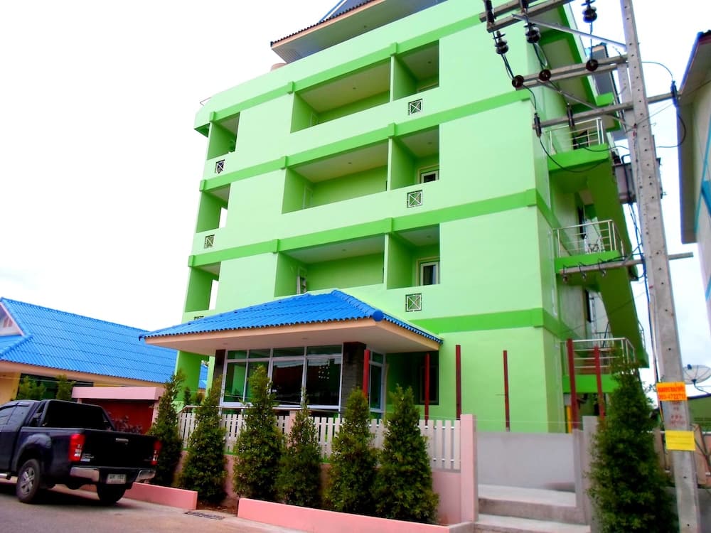 Yamjan Place