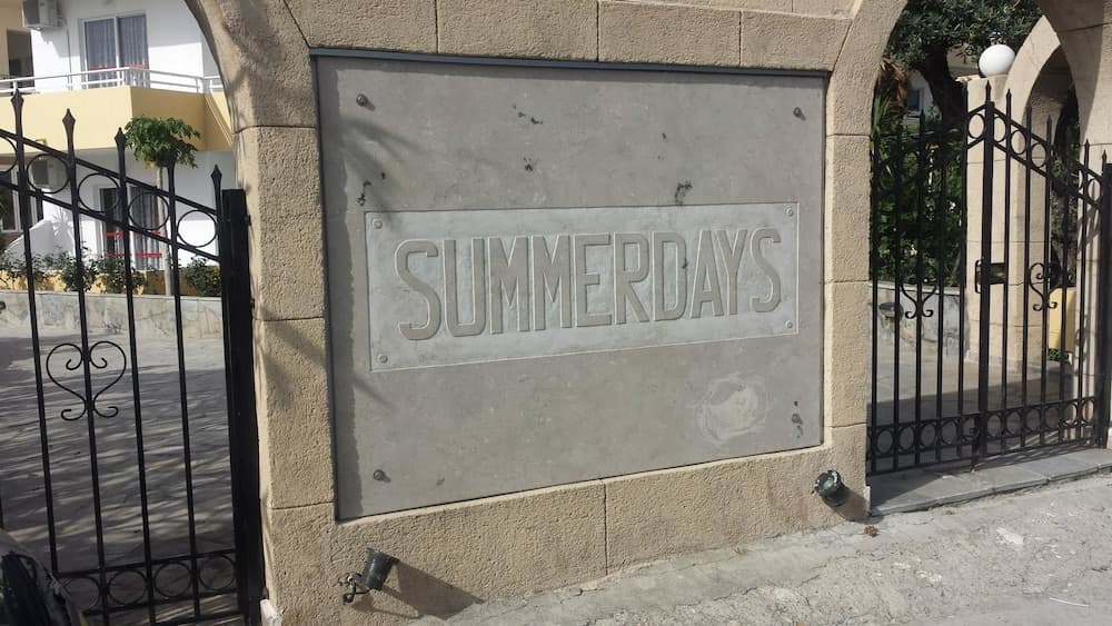 Konaklama yerinin ön cephesi