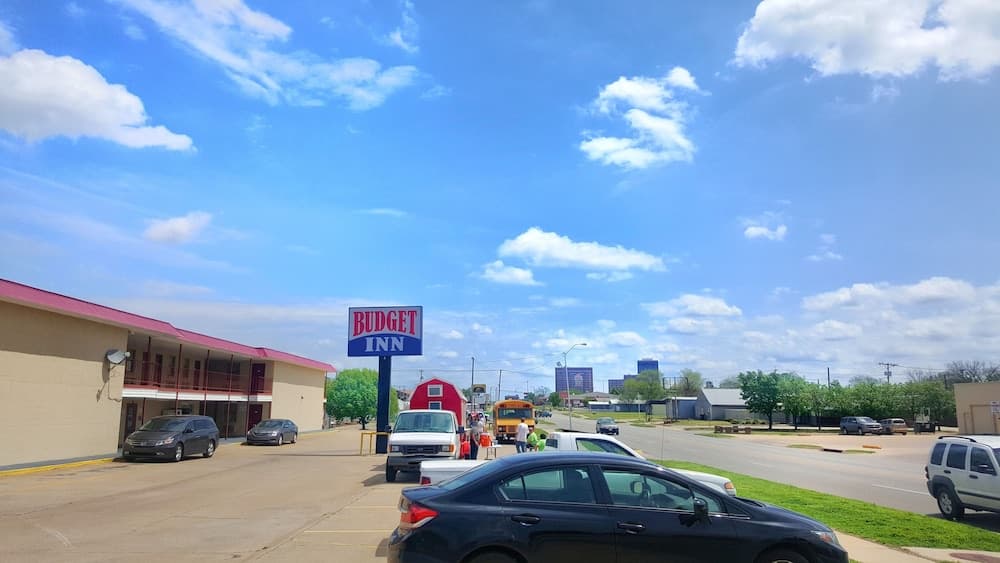 Budget Inn
