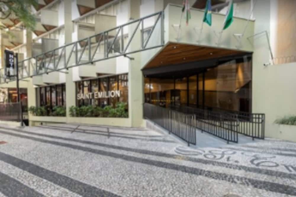 Saint Emilion by Atlantica