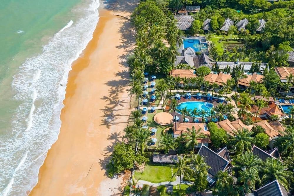 Khaolak Bay Front Resort