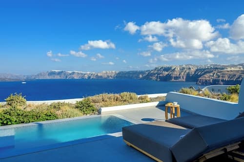 Neptune Luxury Spa Suites
