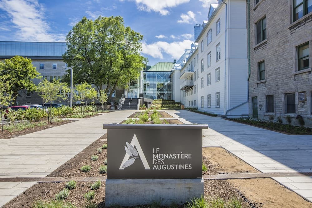 Hôtellerie d'Expérience au Monastère des Augustines