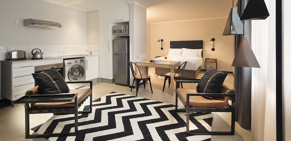 Max Executive Apartments