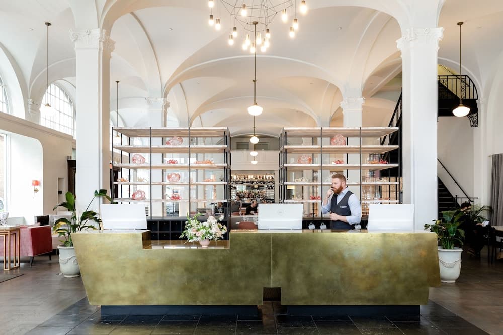 Giriş/çıkış büfesi