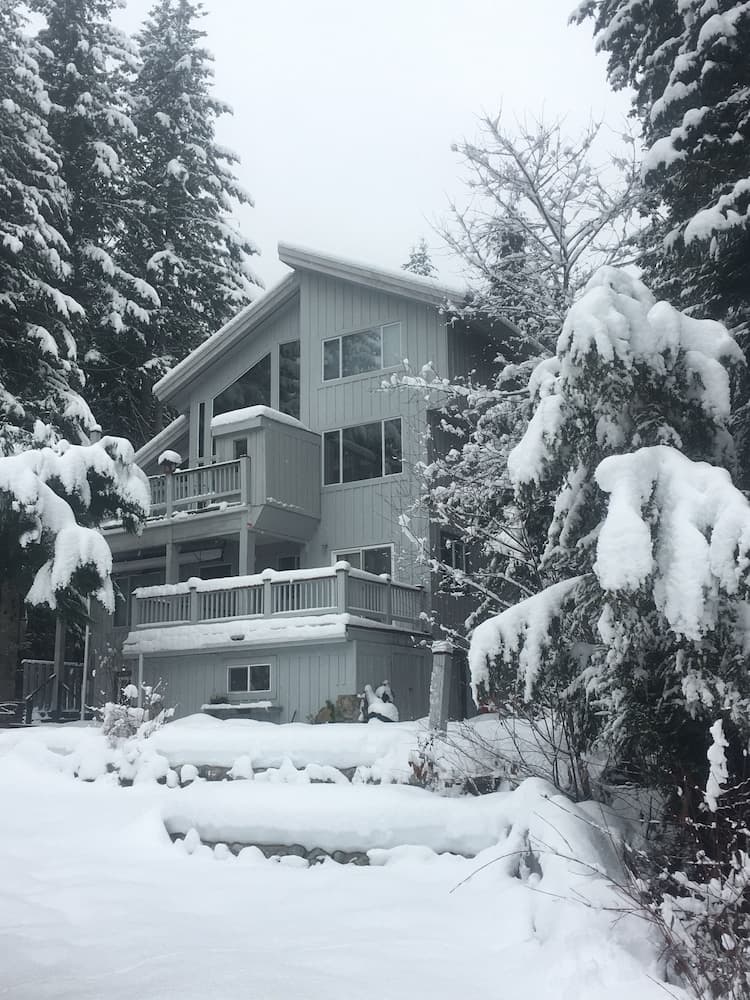 Belle Neige Suites- Whistler