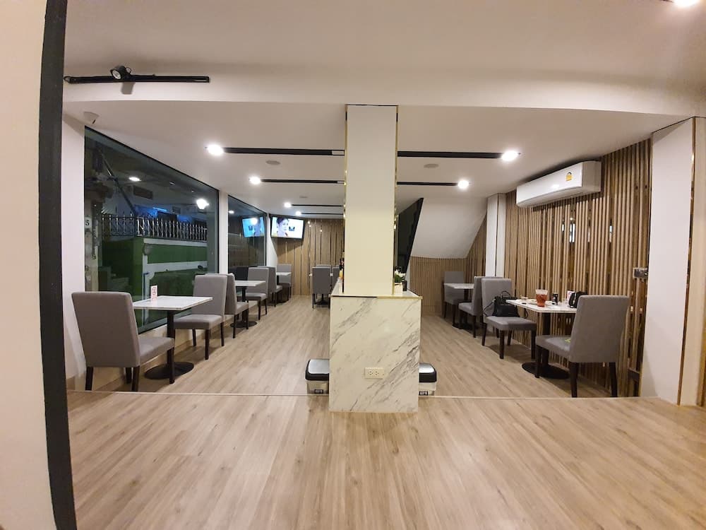 Lobi dinlenme salonu
