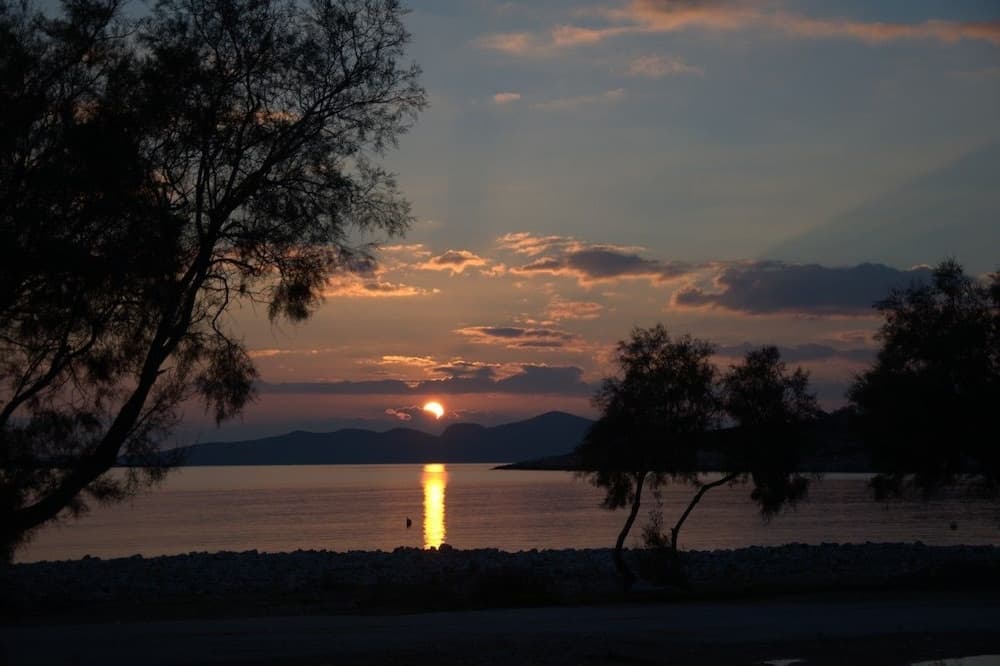 Michalis Apartments near the beaches with sea view