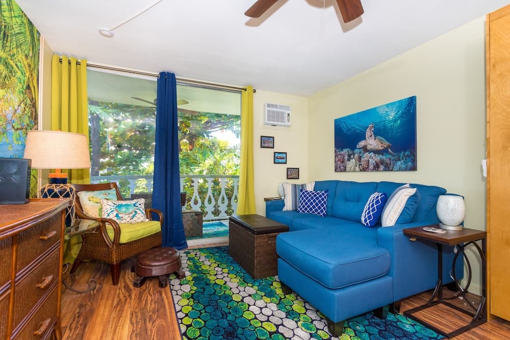 Kona Islander Inn Condos