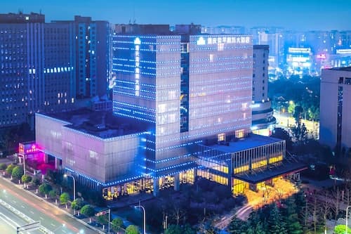 Days Hotel By Wyndham Chongqing Liangping