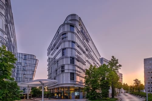 Radisson Blu CDG Airport Terminal Hotel, Paris
