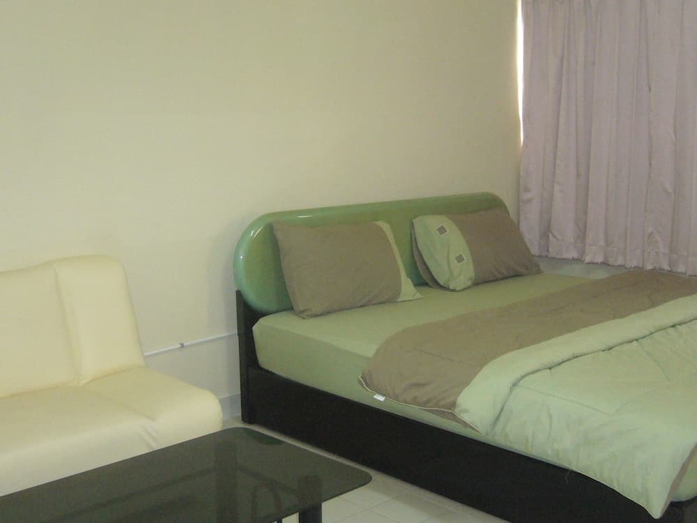 Poppular Palace Don Mueang Bangkok
