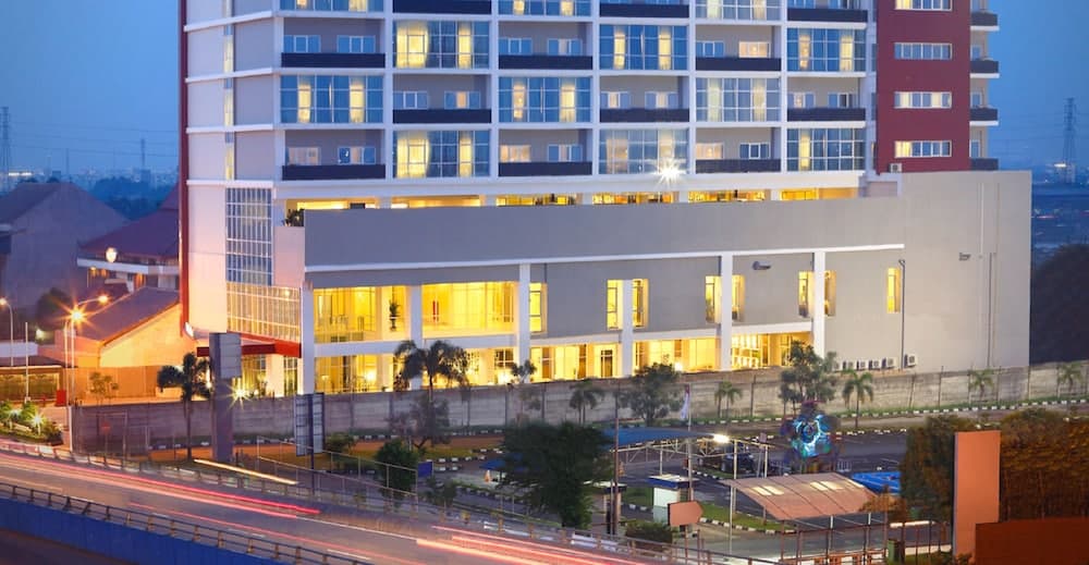 Hotel Santika Cikarang