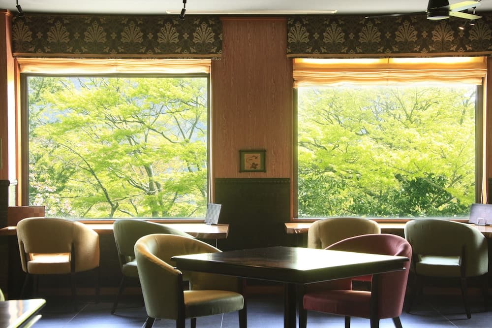 Lobi dinlenme salonu