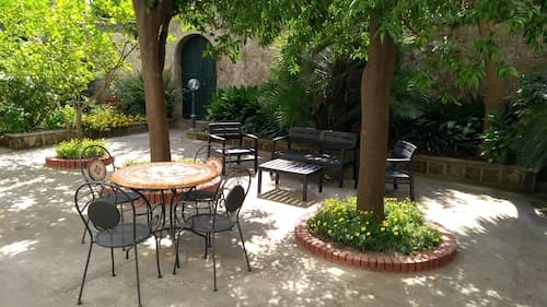 B&B Back to Sorrento