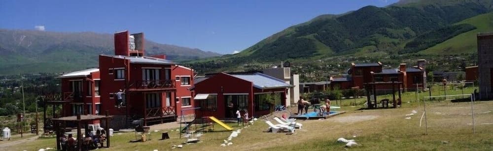 Konaklama yerinin ön cephesi