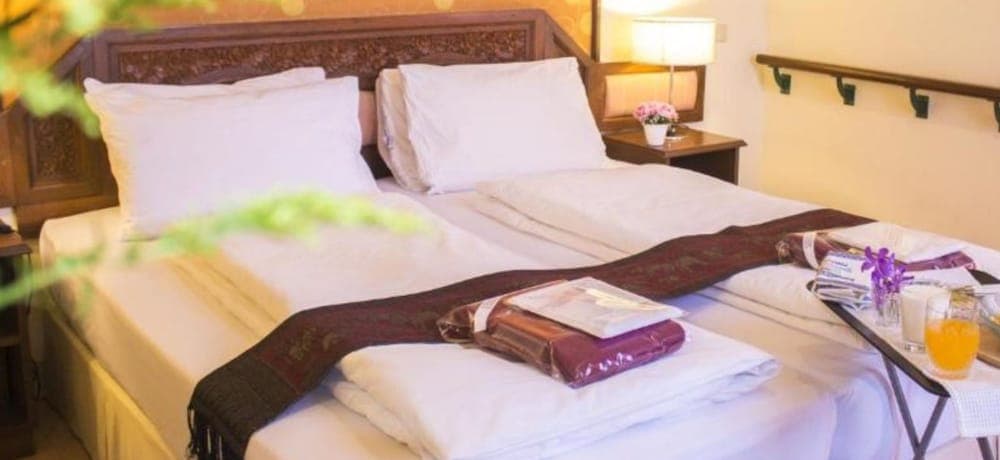 People Place Boutique In Town Hotel