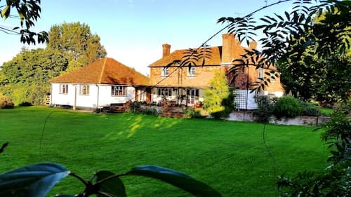 Iffin Farmhouse Accommodation