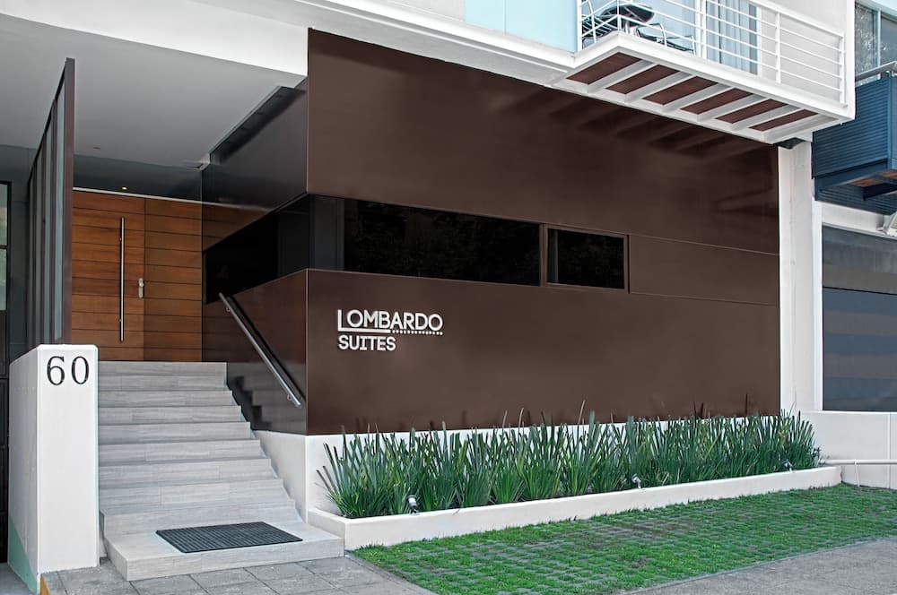 Lombardo Suites